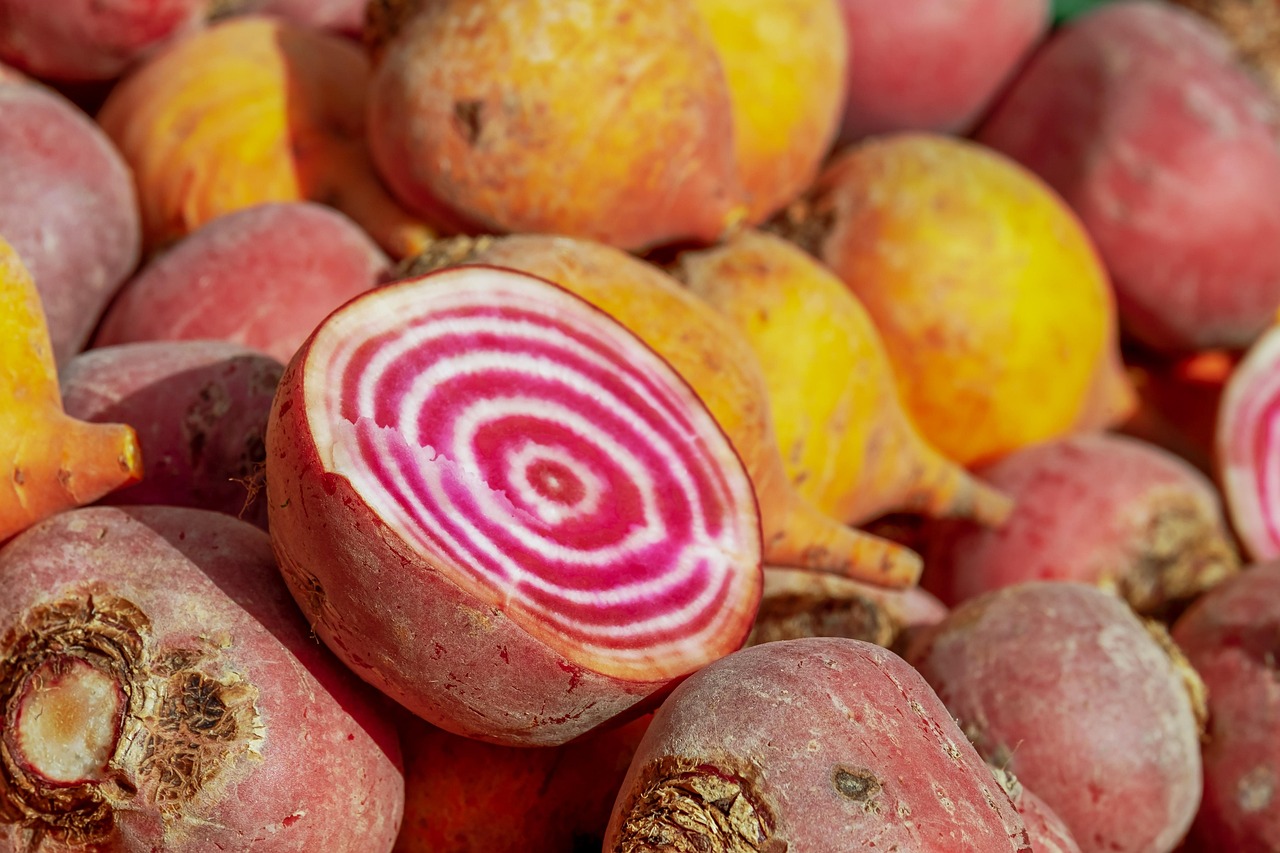 Beets: Colorful Roots for Circulation (image credits: pixabay)