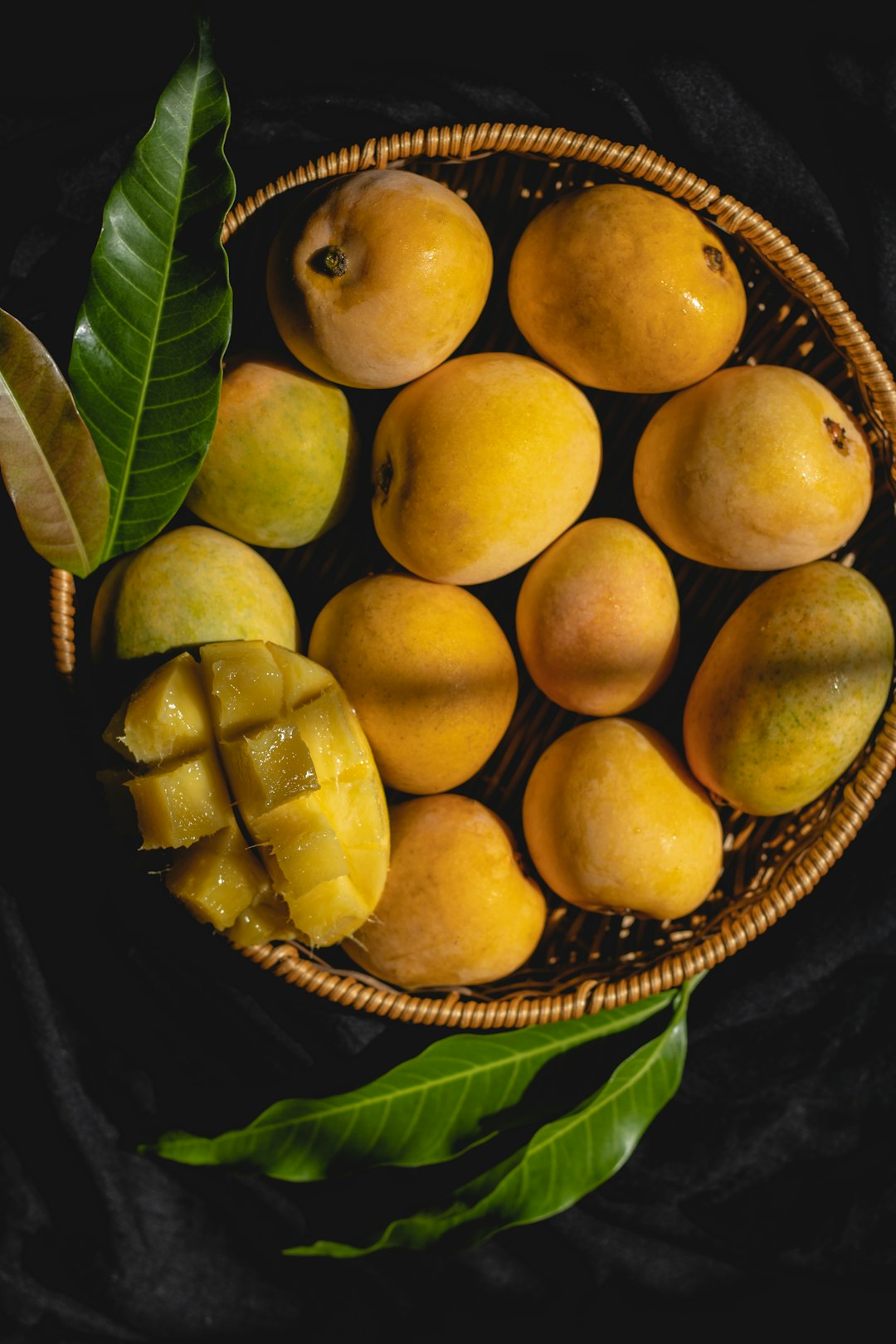 Mangoes (image credits: unsplash)