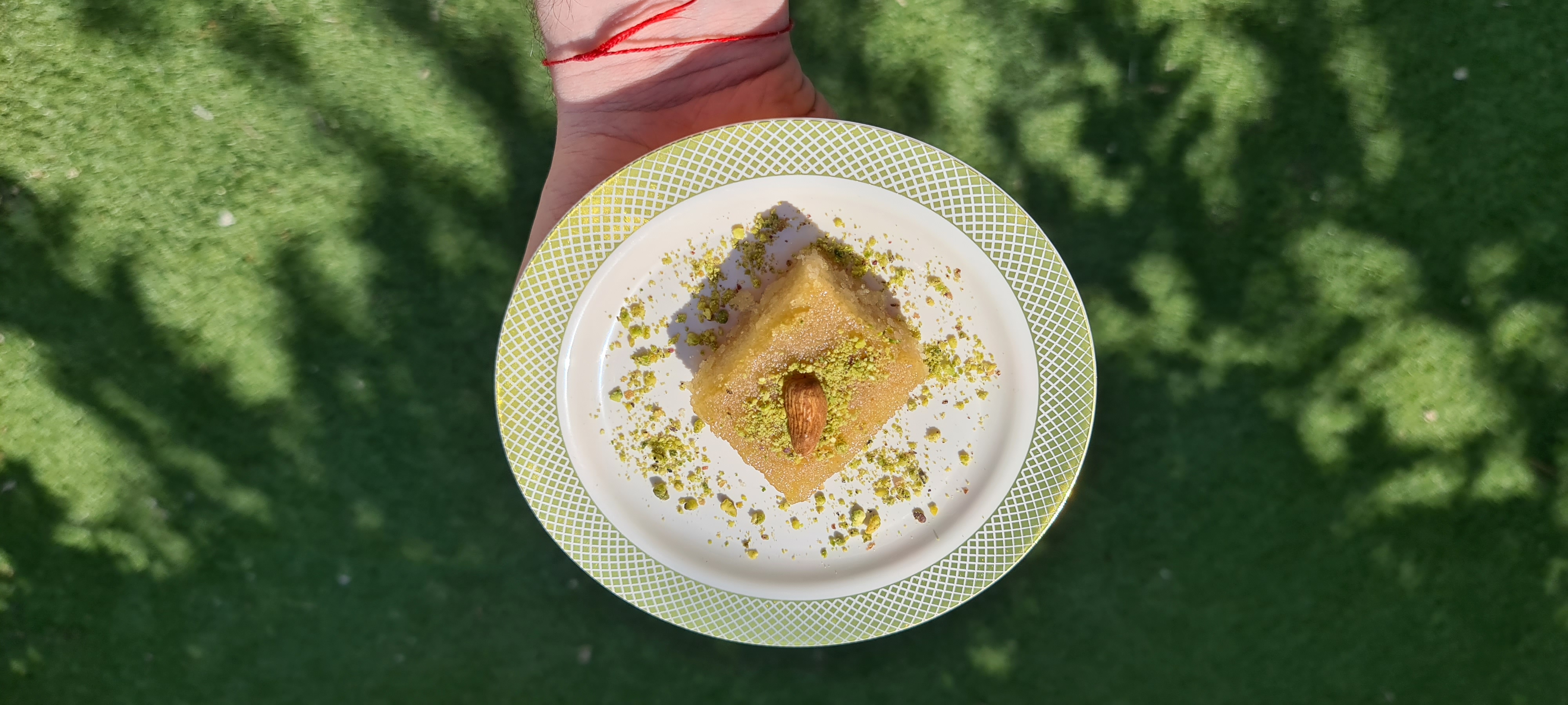 Basbousa: The Semolina Treat with a Twist (image credits: wikimedia)