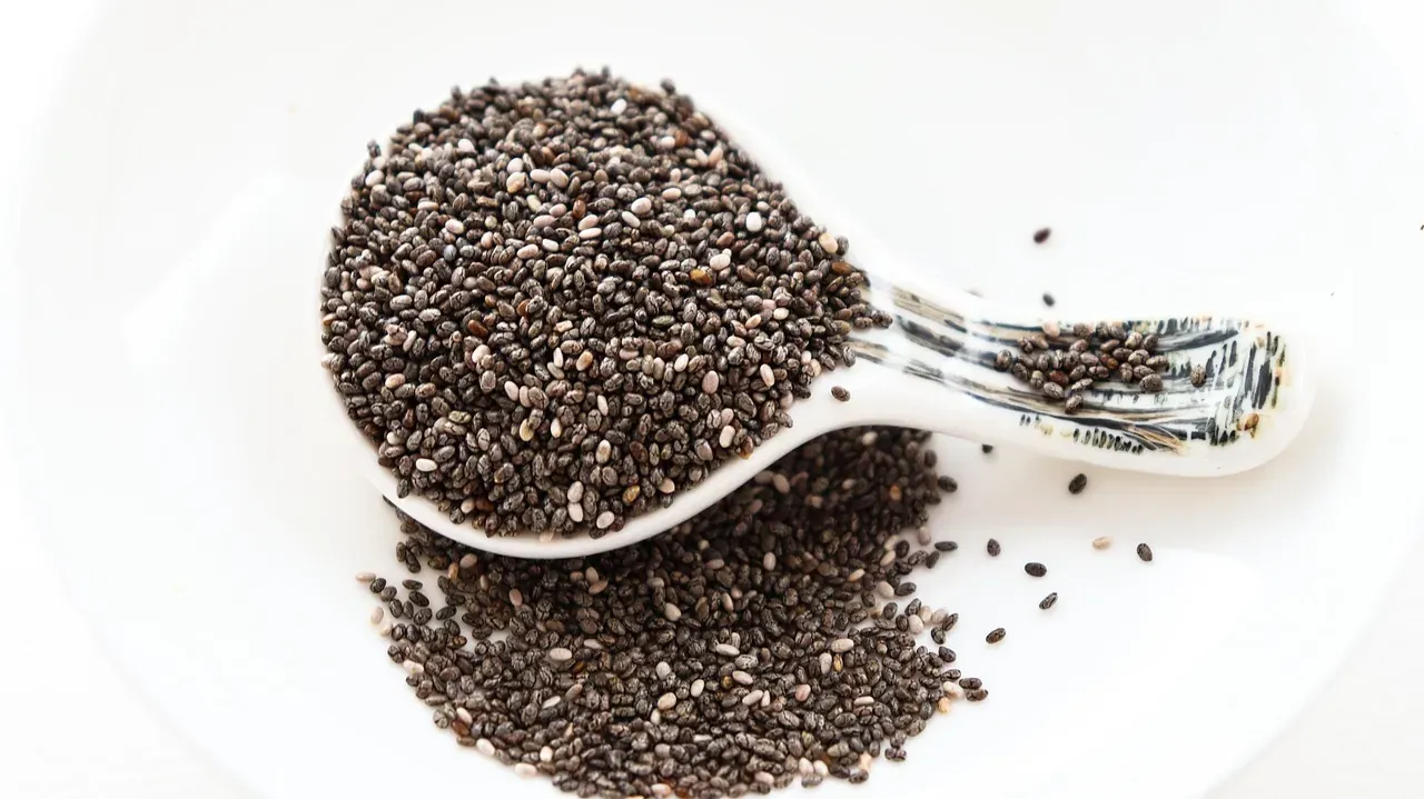 Chia Seeds: Tiny But Mighty Satiety Boosters (Image Credits: Pixabay)