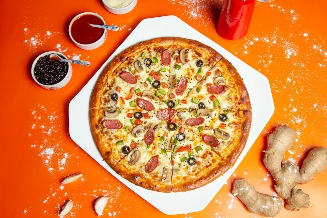 2. Pizza (Image Credits: Unsplash)