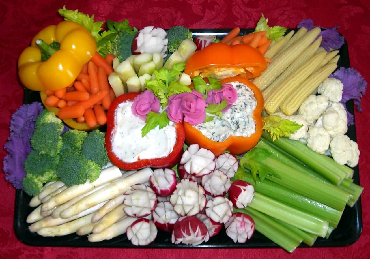 Vegetable Sticks with Hummus - The Fiber Champions (image credits: wikimedia)