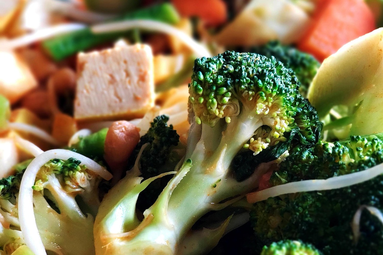 Vegetable Stir-Fry with Tofu (image credits: pixabay)