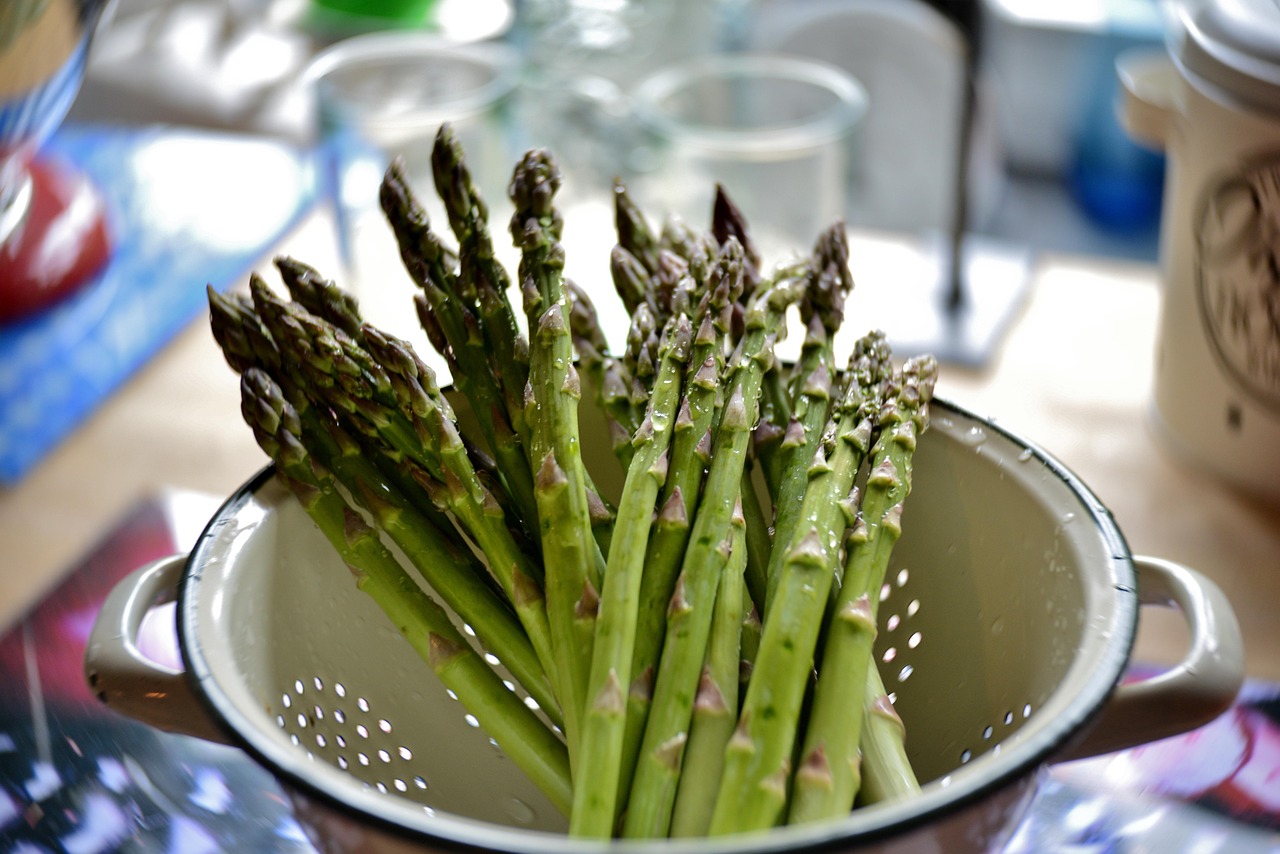 Asparagus: Natural Support for Blood Sugar Balance (image credits: pixabay)