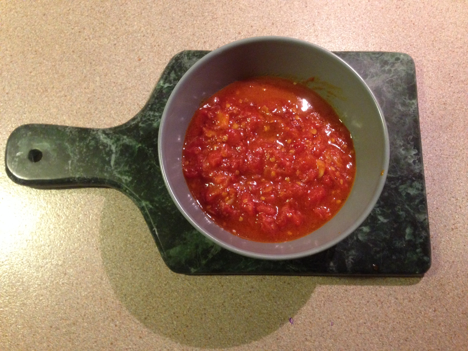 Making a Rich Tomato Sauce (image credits: wikimedia)