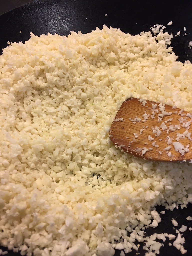 Swap White Rice for Cauliflower Rice - Cut Carbs, Double the Nutrients (image credits: flickr)