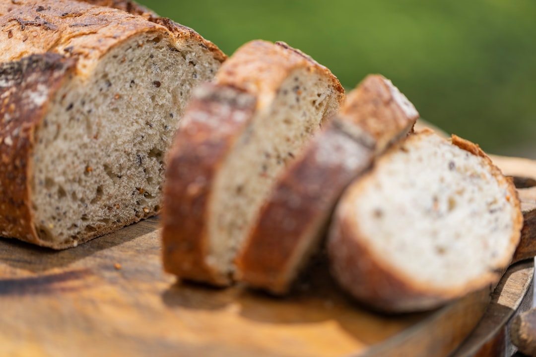 Whole Grain Bread: Fiber’s Role in Reducing Bloat (image credits: unsplash)