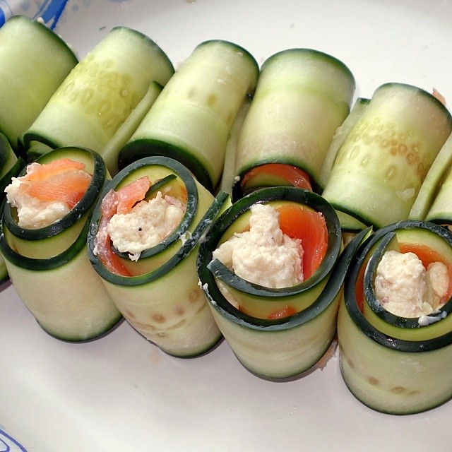 Herbed Cream Cheese with Cucumber (image credits: flickr)