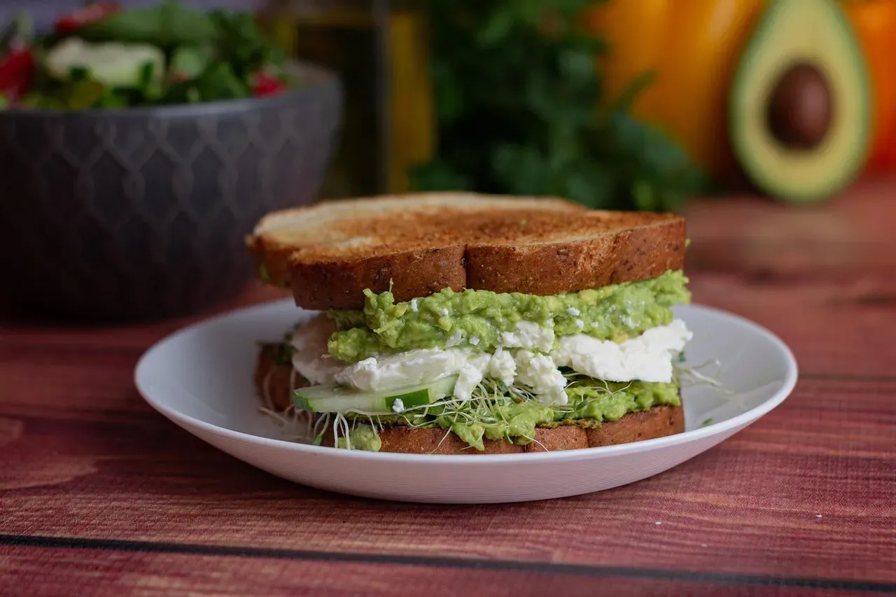 10. Sandwiches and Subs: Lunchtime Winners (Image Credits: Pixabay)