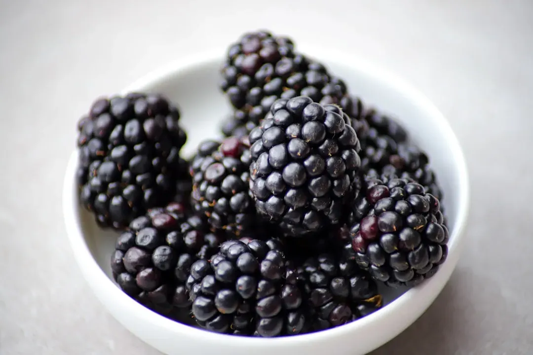 Blackberries: Dark, Delicious, and Dense with Nutrients (Image Credits: Unsplash)