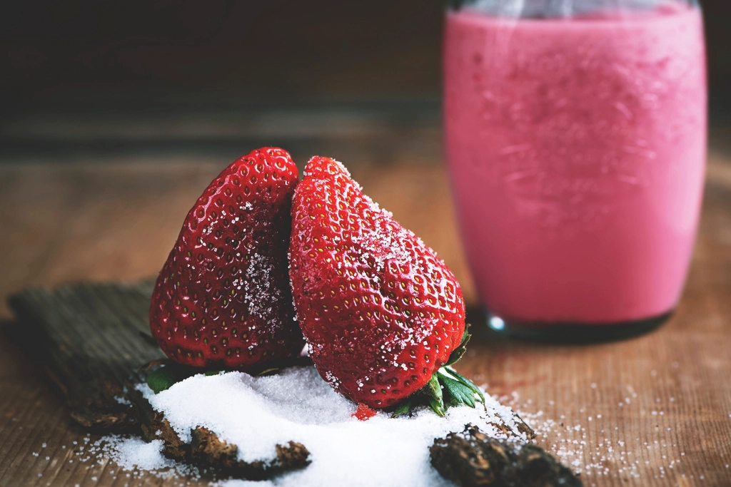 Store-Bought Fruit Juices: The Sugar Bombs (image credits: rawpixel)