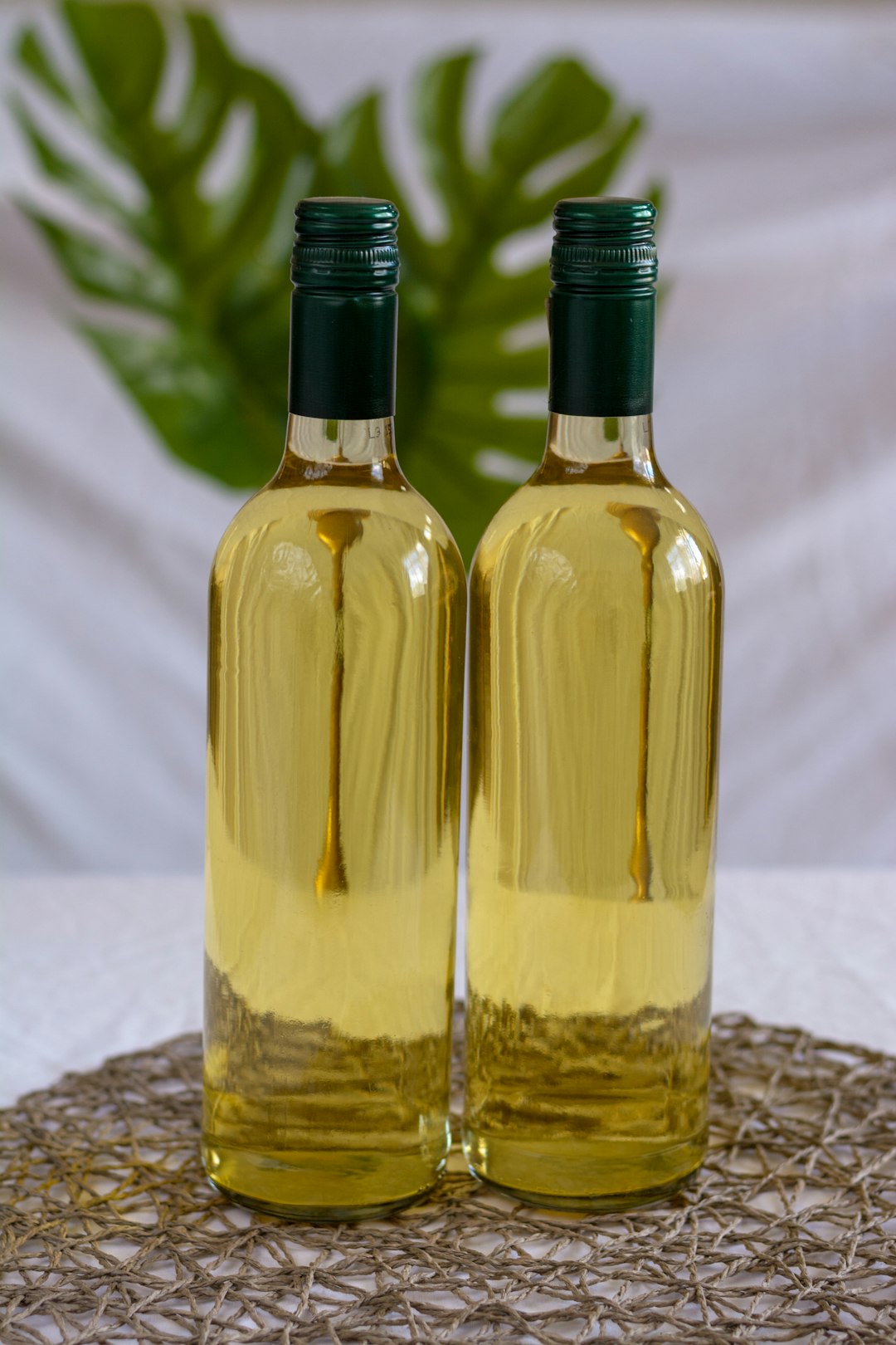 Flaxseed Oil: The Omega-3 Powerhouse That Won't Wait (image credits: unsplash)