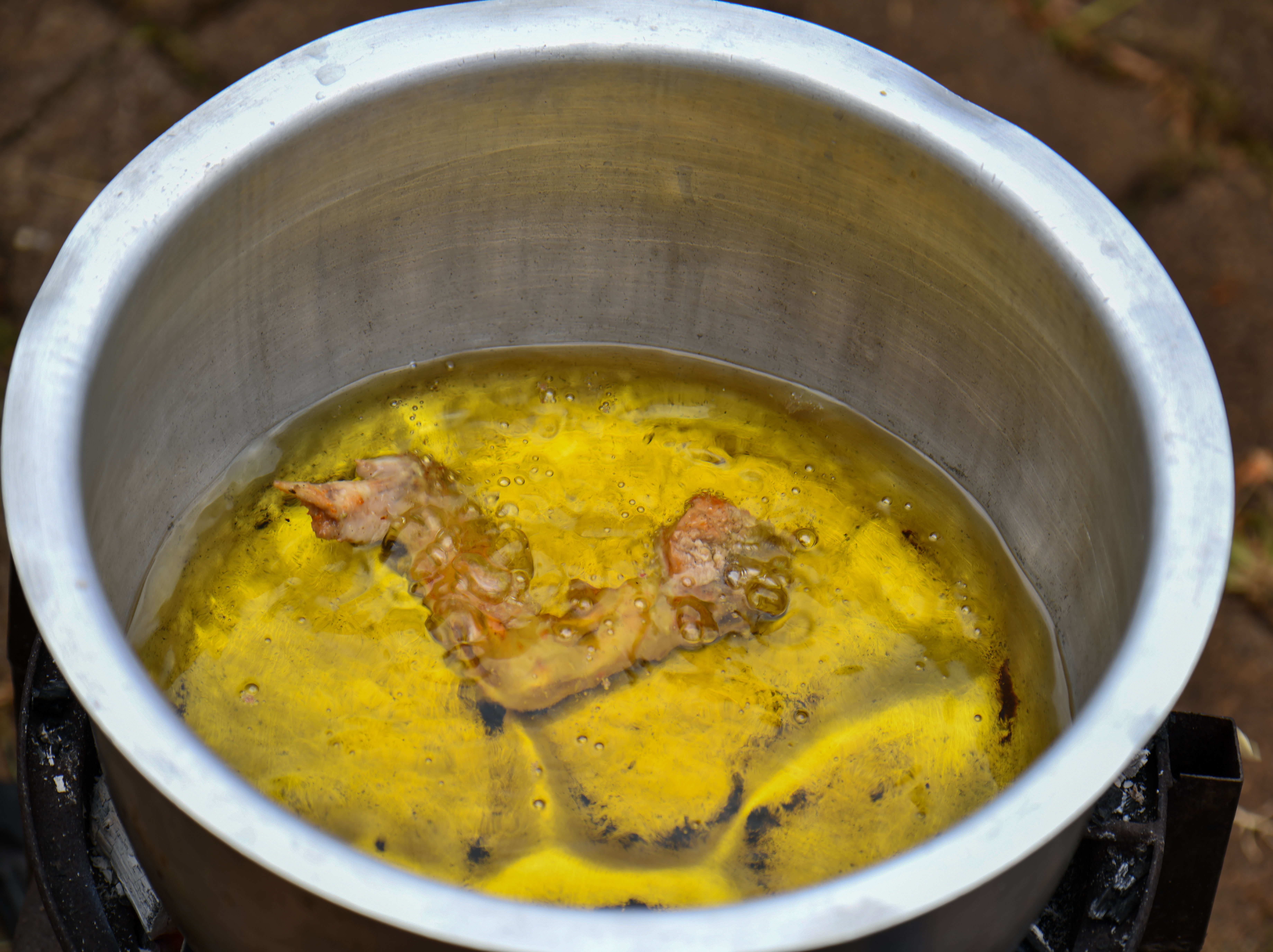 Trans Fats: The Not-So-Hidden Danger in Frying Oils (image credits: wikimedia)