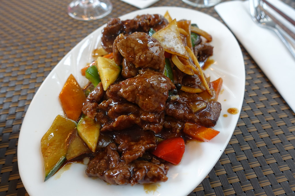 Five Guys Eliminates Freezers from Their Restaurants (image credits: flickr)