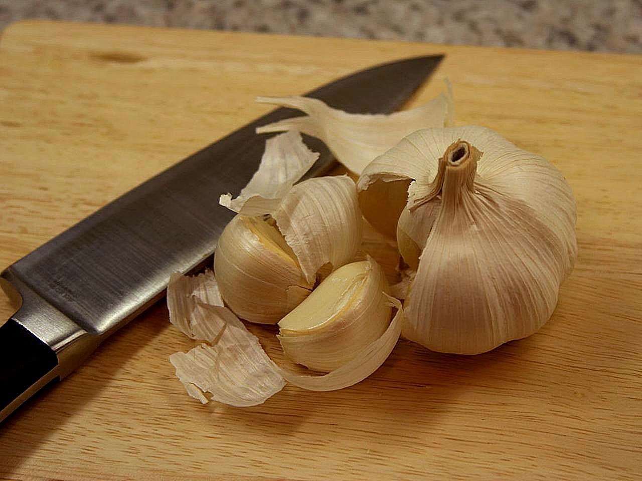 Garlic: The Heart’s Best Friend (image credits: wikimedia)