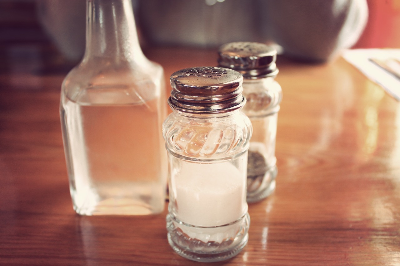 Salt and Vinegar (image credits: pixabay)