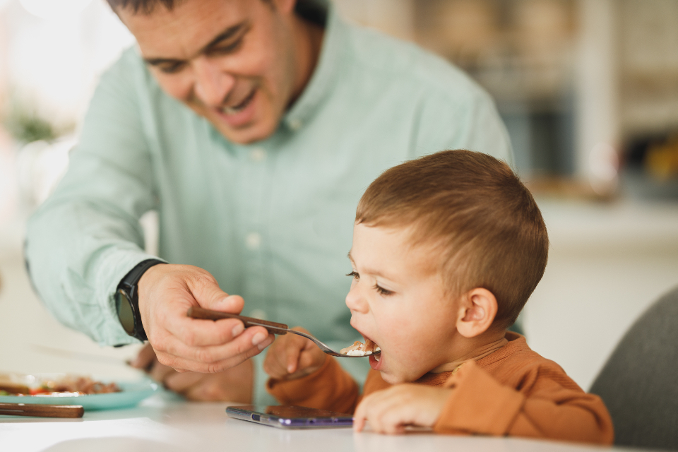 Why Childhood Food Preferences Shape Adult Eating Habits (Image Credits: Stocksnap)
