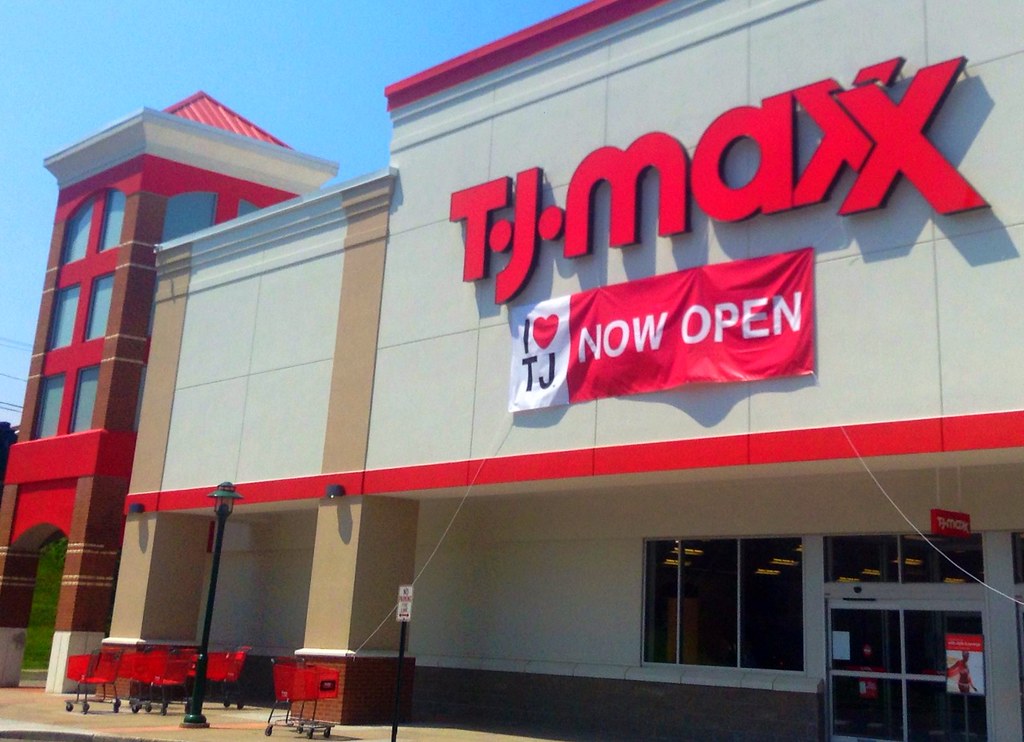 Virginia Store Kicks Off August Expansion (image credits: flickr)