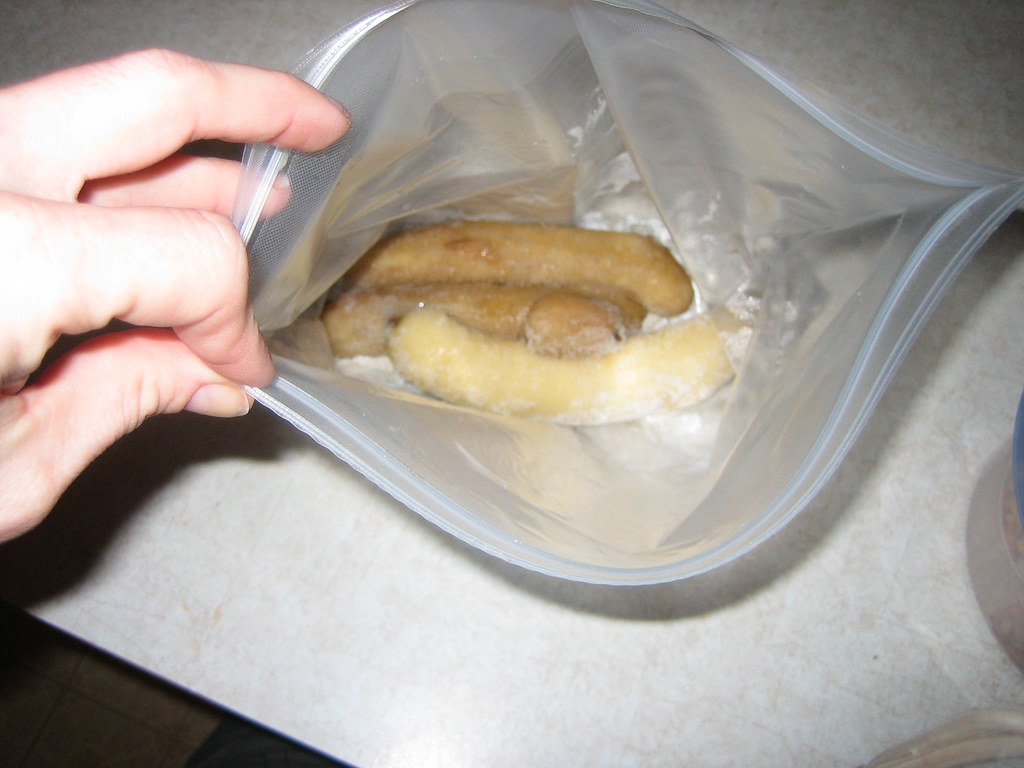 Bananas Turn Brown but Stay Delicious (image credits: flickr)