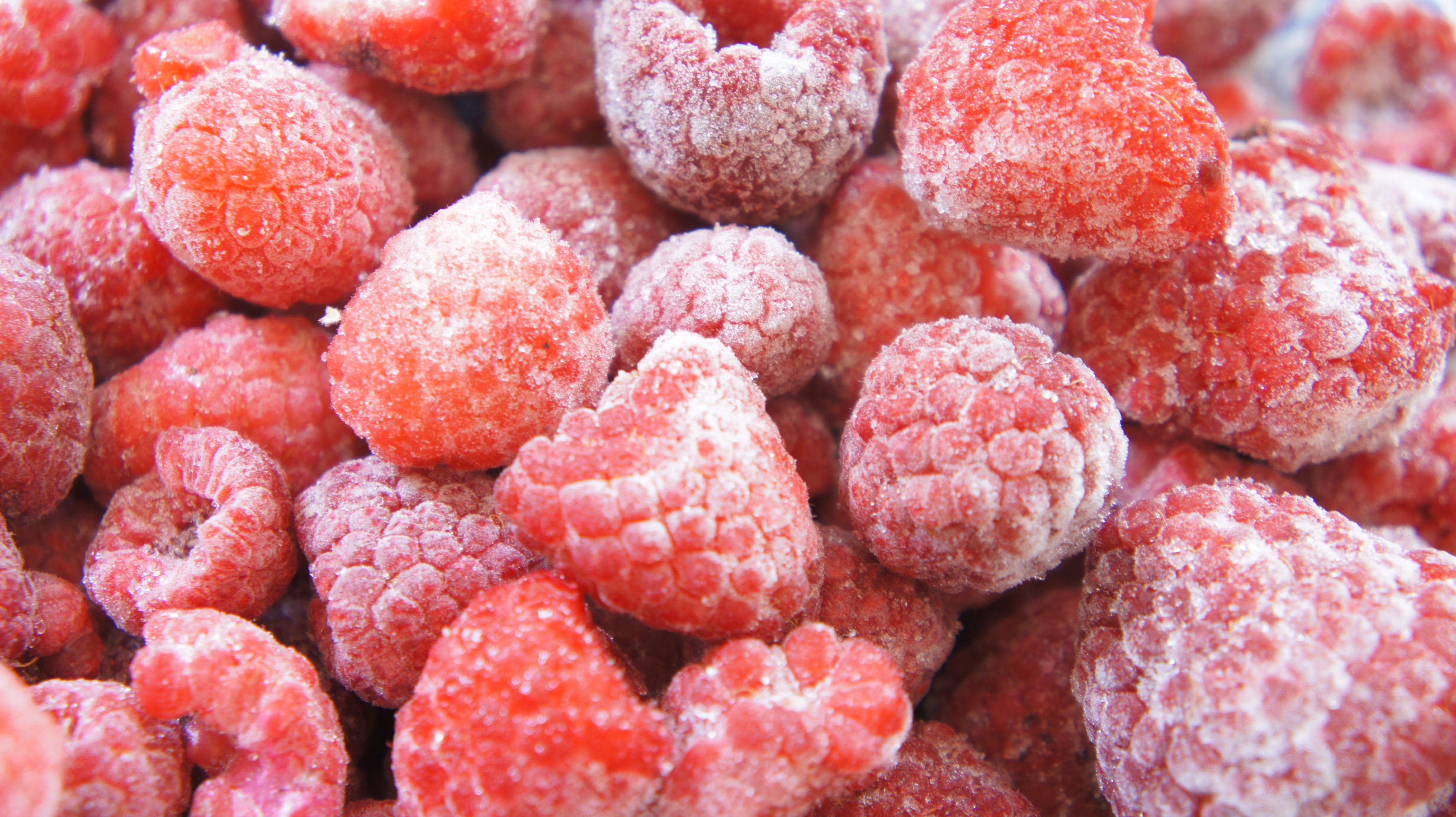 Frozen Fruits and Vegetables: The Nutritionist's Secret Weapon (Image Credits: Wikimedia)