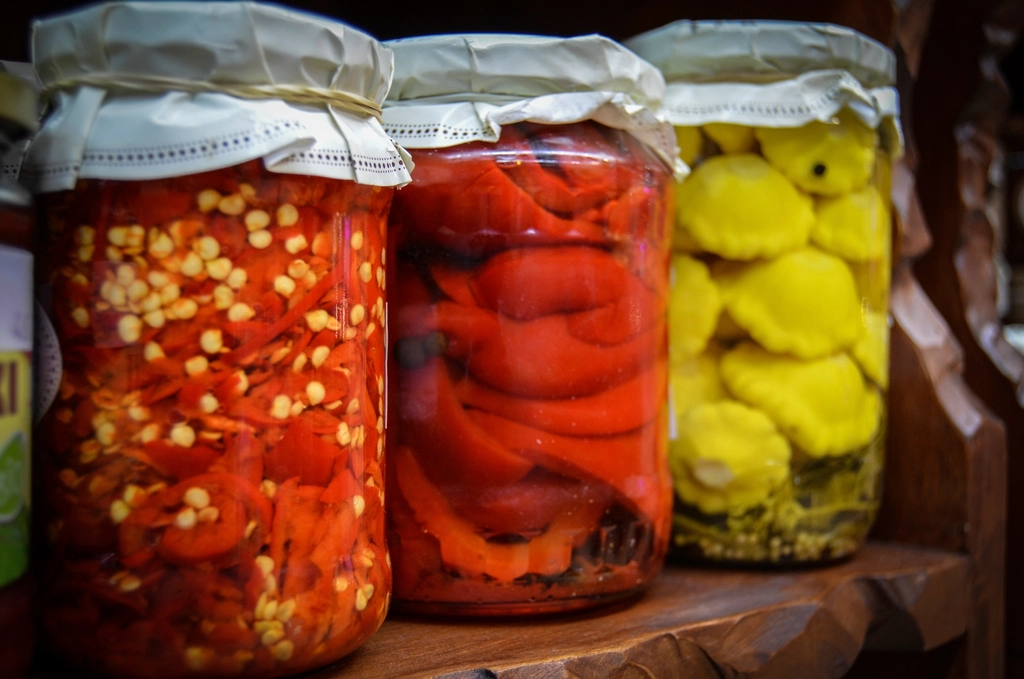 Fermented Foods: Probiotic Power for Hormone Harmony (image credits: rawpixel)