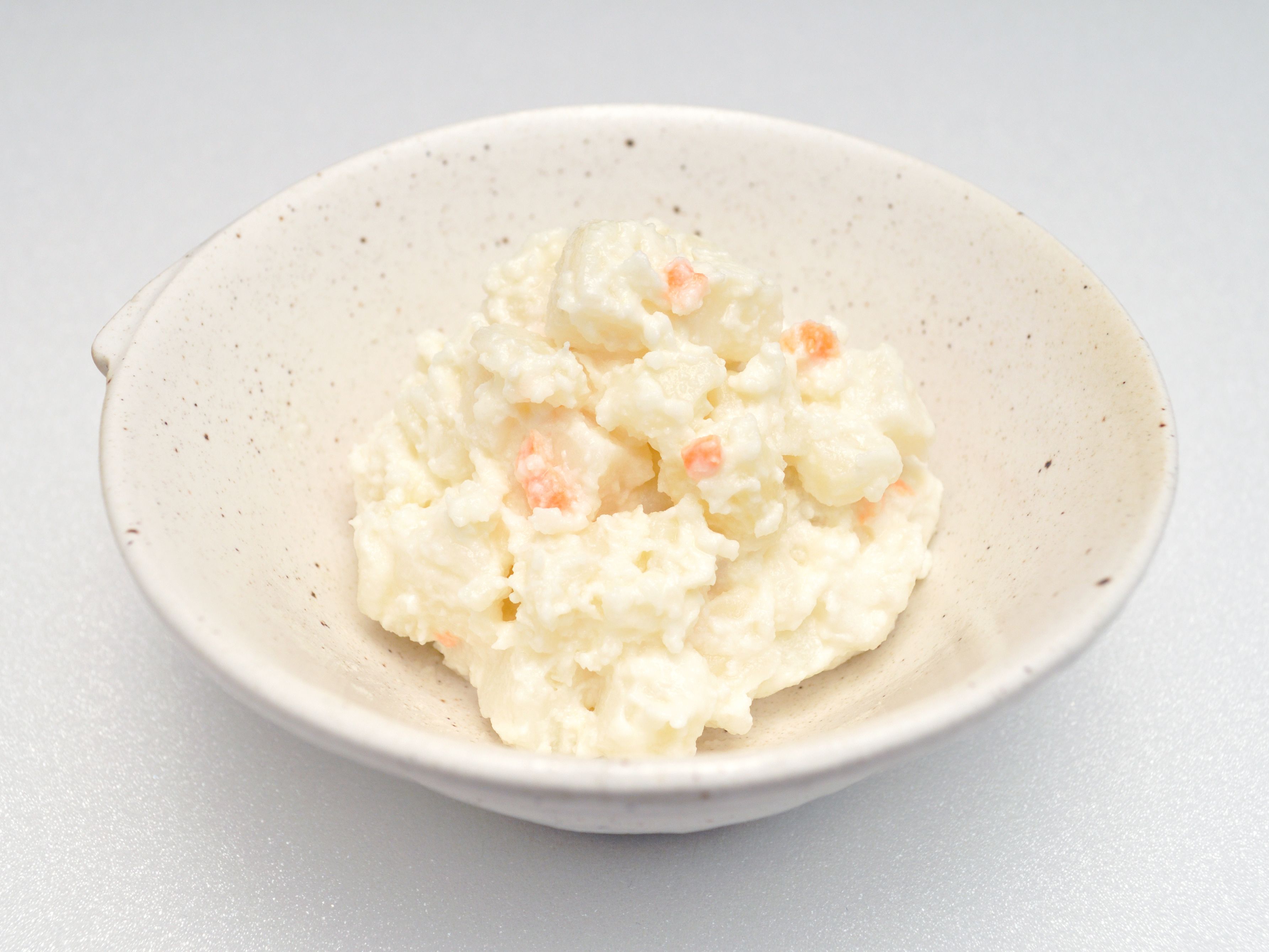 Amish Potato Salad: A Picnic Favorite (image credits: wikimedia)