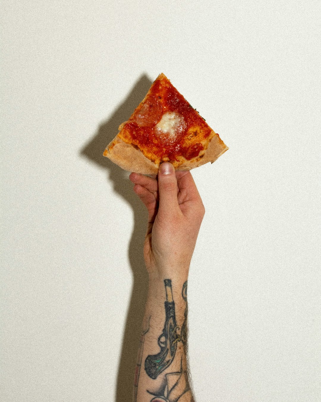 Pizza Chains Slice Away Quality and Size (image credits: unsplash)