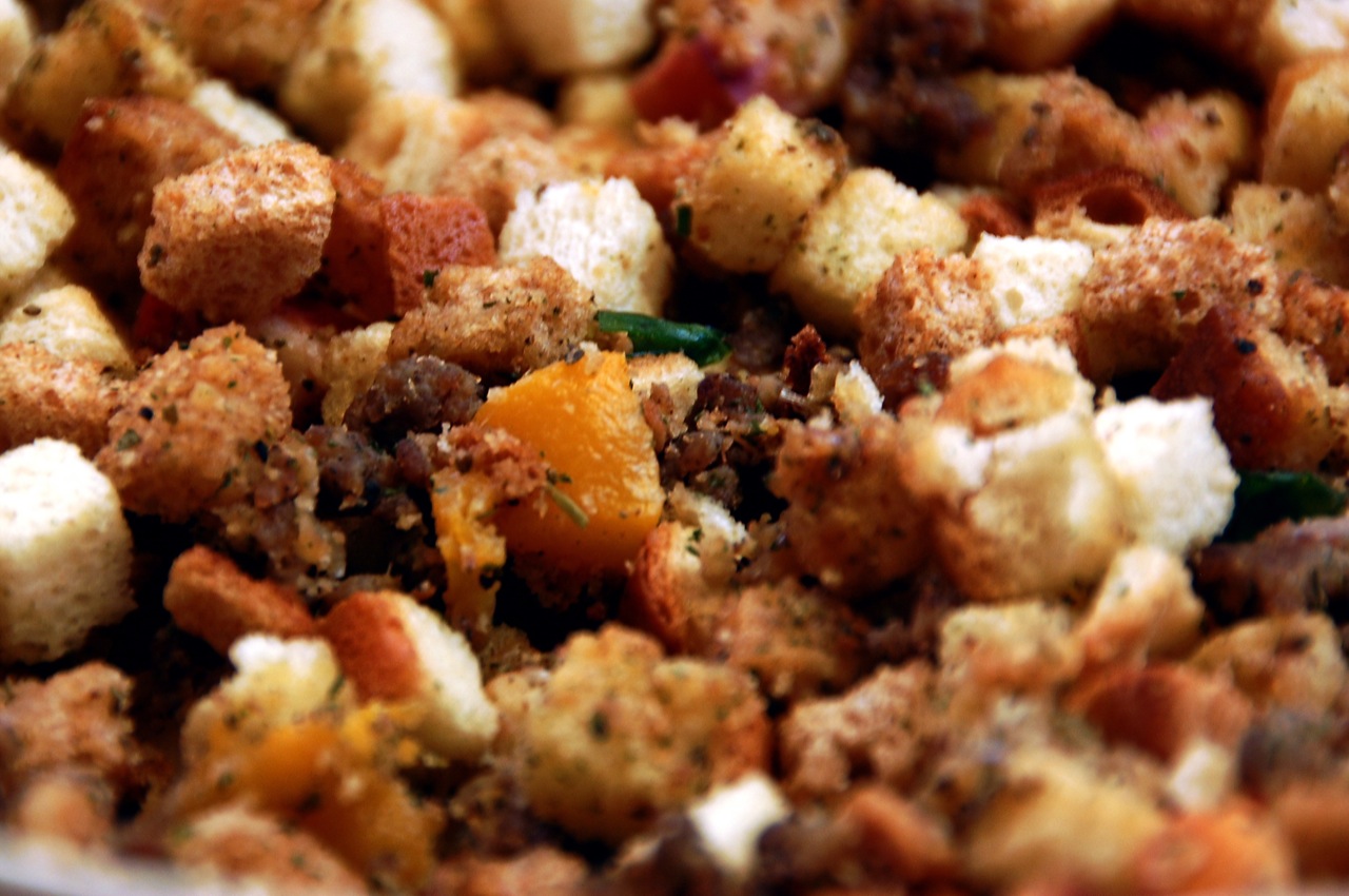 Stuffing and Dressing - The Holiday Heroes (image credits: wikimedia)