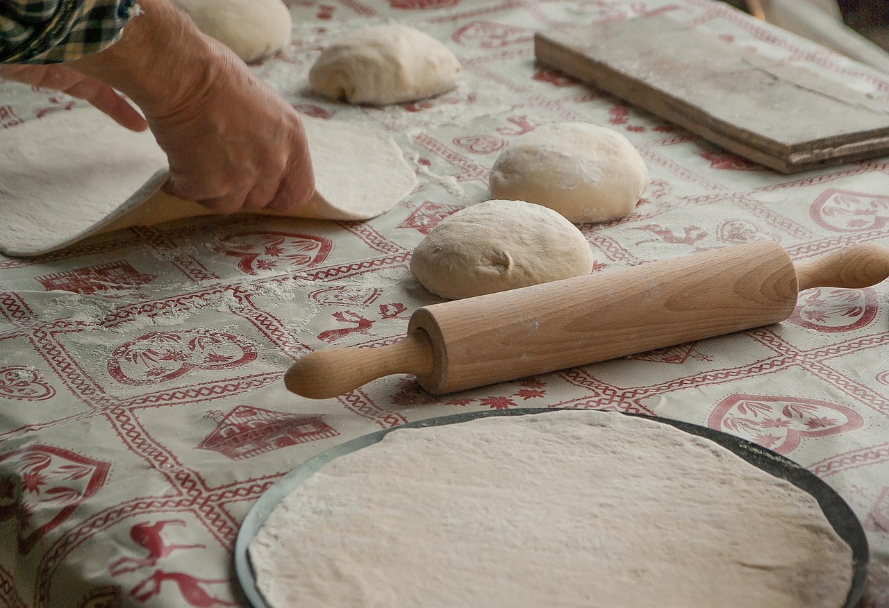 The Rise of Pizza Rolls: From Innovation to Problem (image credits: pixabay)