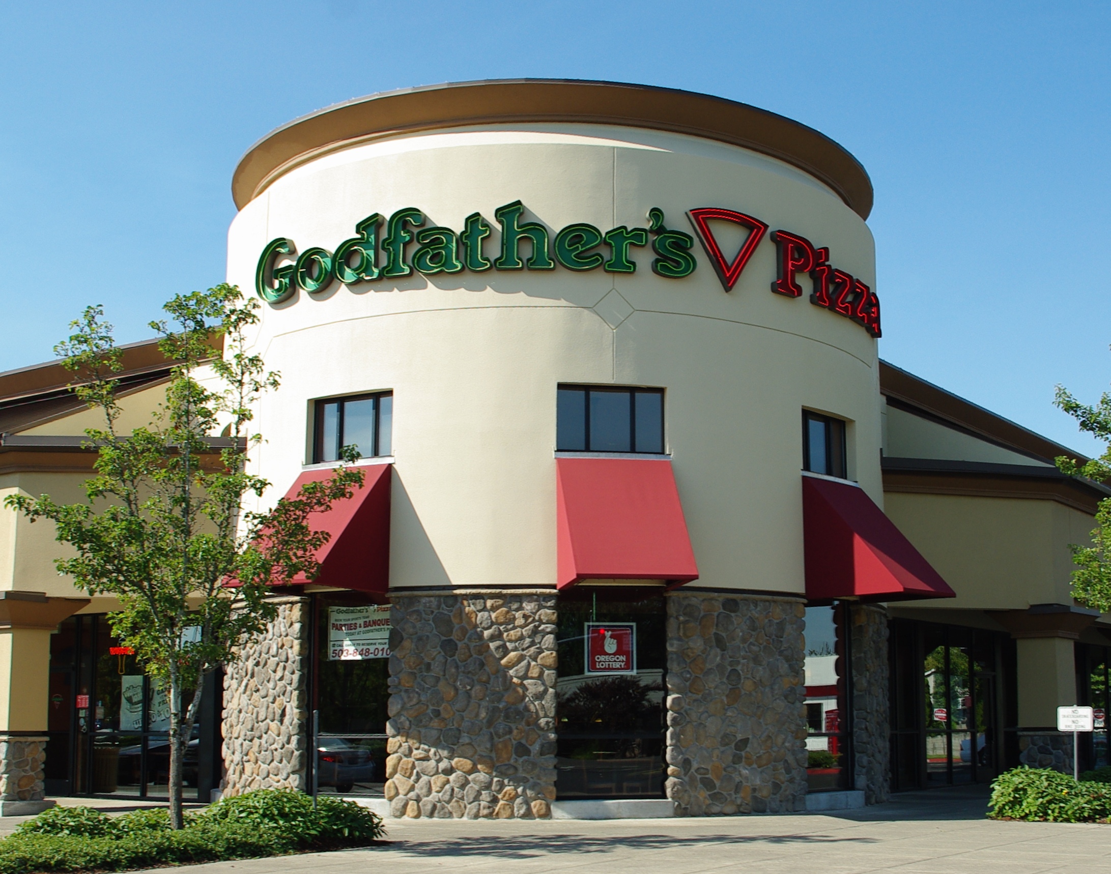 Godfather's Pizza - The Classic Contender (image credits: wikimedia)