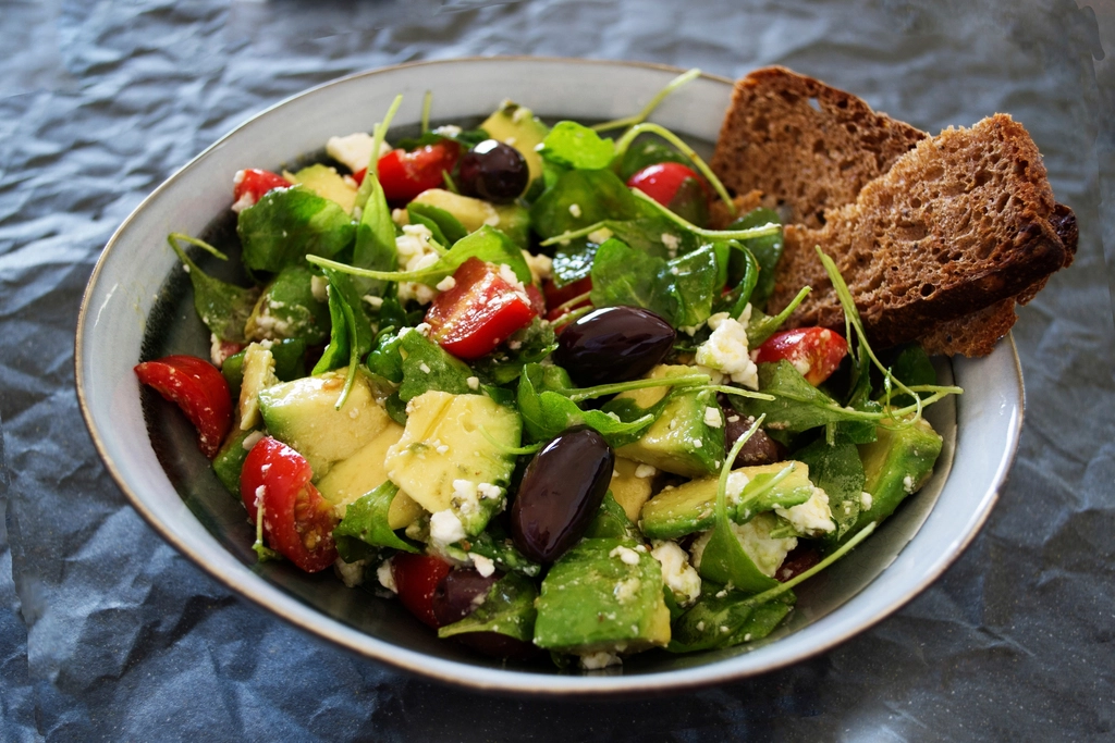 Caesar Salad – When It's Done Right (image credits: rawpixel)