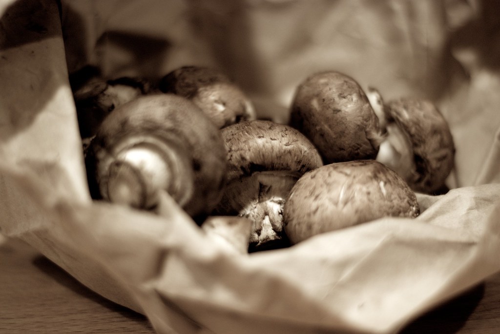 Cremini Mushrooms - The Baby Bellas (image credits: flickr)