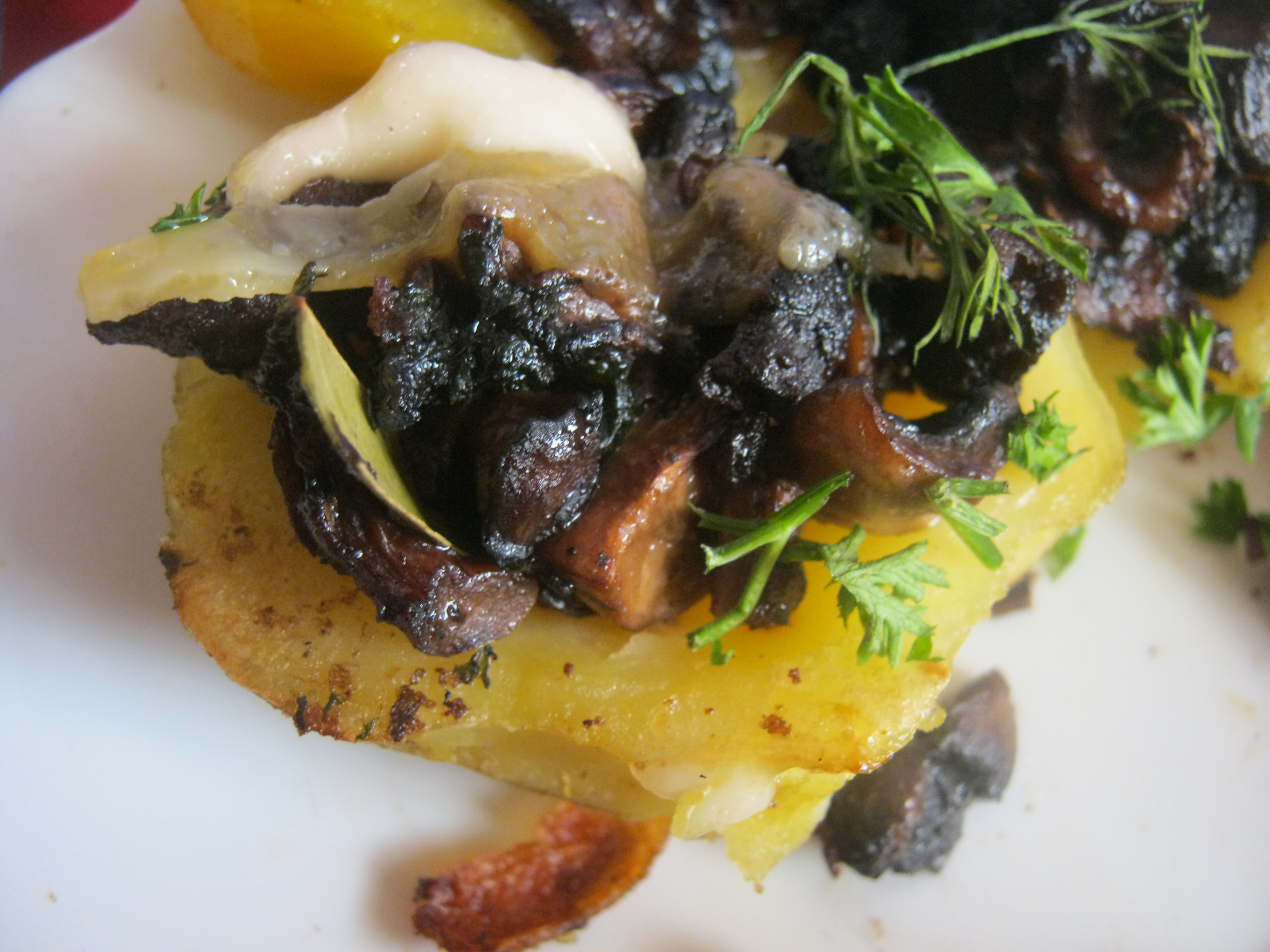 Stuffed Sweet Potatoes: A Meal in Itself (image credits: wikimedia)