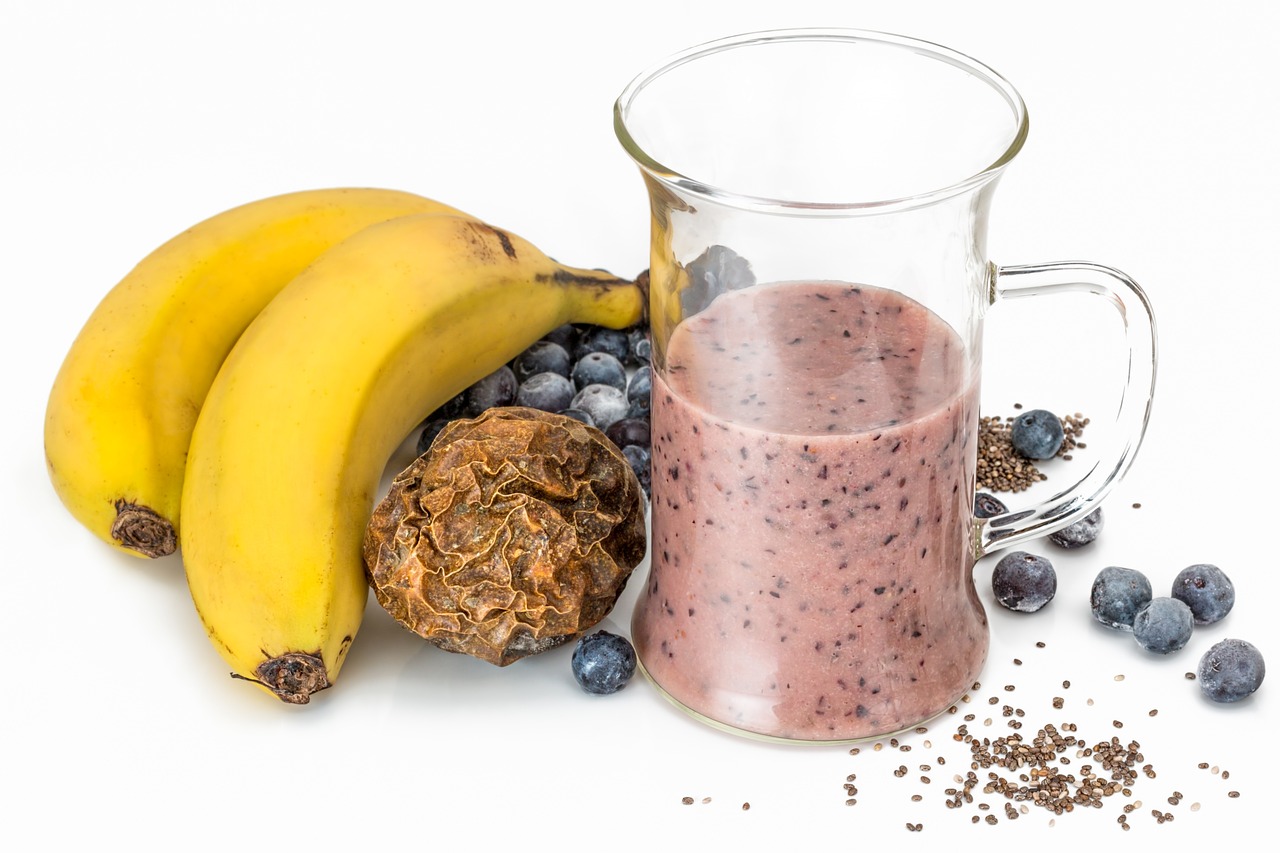 Chia Seed and Coconut Smoothie (image credits: pixabay)