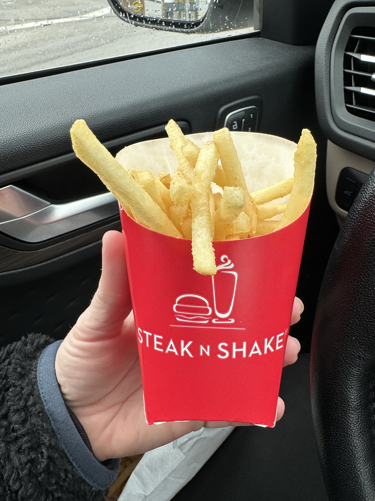 Steak 'n Shake Returns to Traditional Beef Tallow Preparation (image credits: flickr)