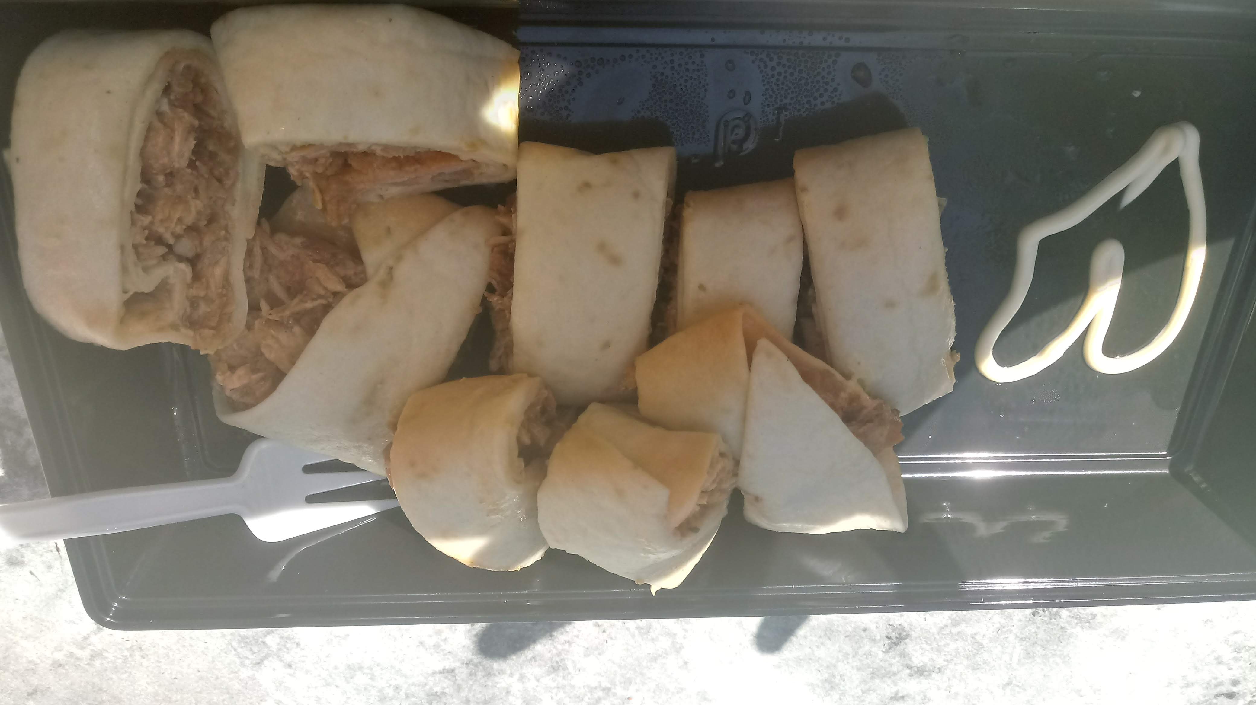 The Classic Tuna Salad Wrap: A Quick Look (image credits: wikimedia)