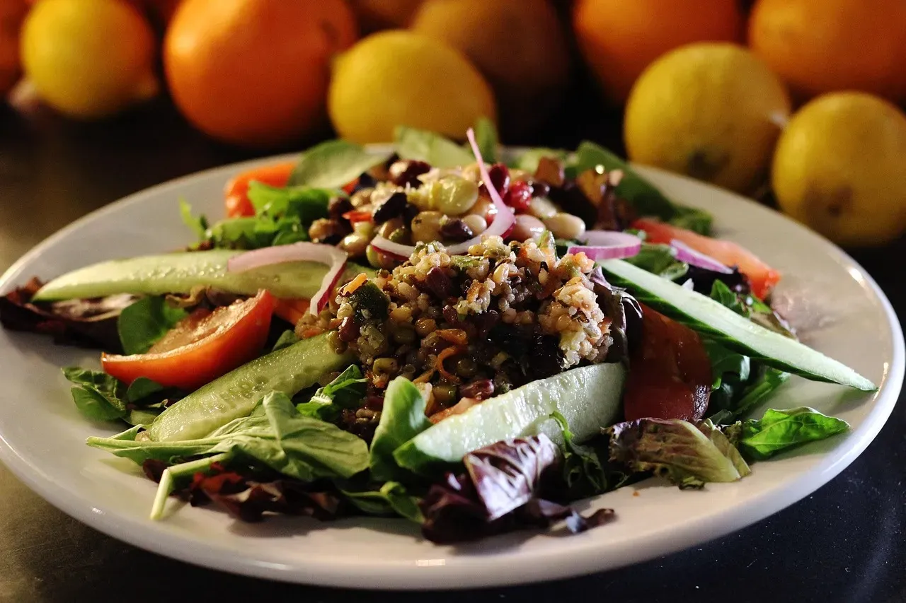 6. Quinoa: Nutrient-Dense but Needs Proper Prep (Image Credits: Pixabay)