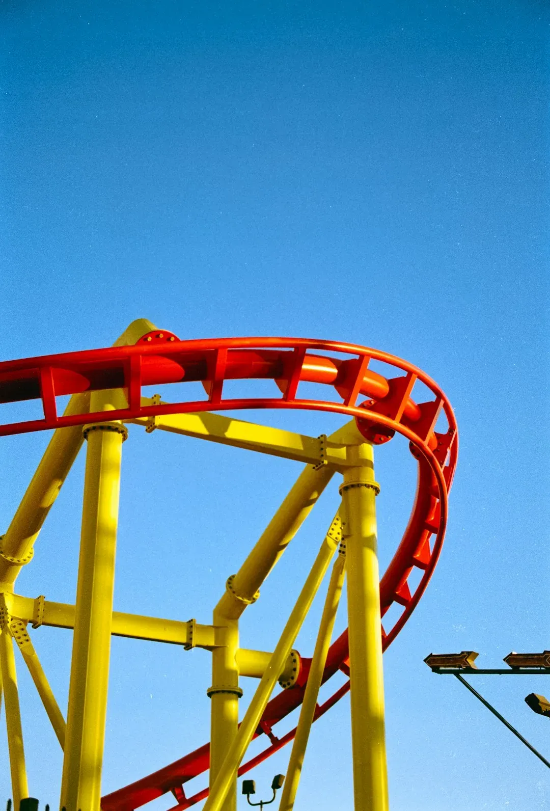 The Blood Sugar Rollercoaster Nobody Warned You About (Image Credits: Unsplash)