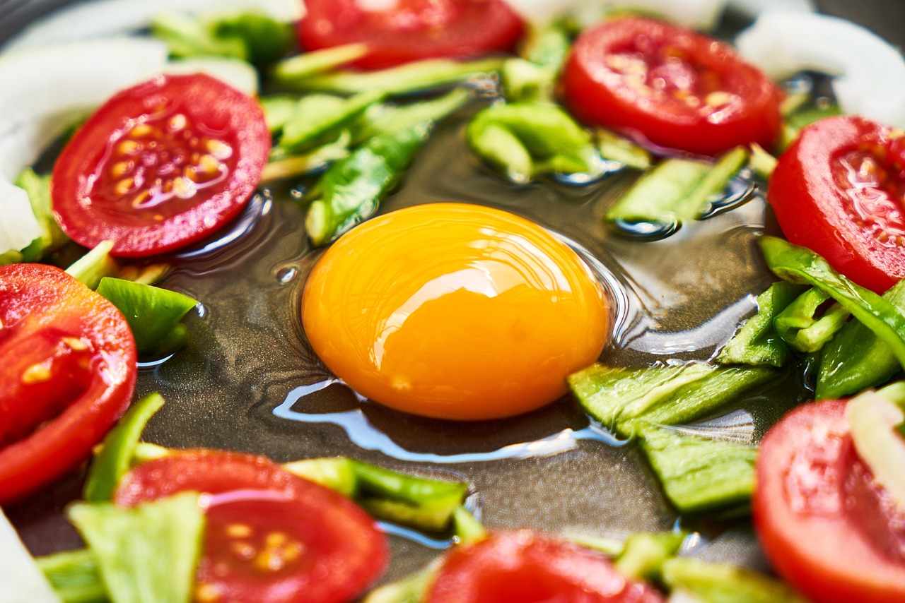 Essential Ingredients That Make Menemen Unique (image credits: pixabay)