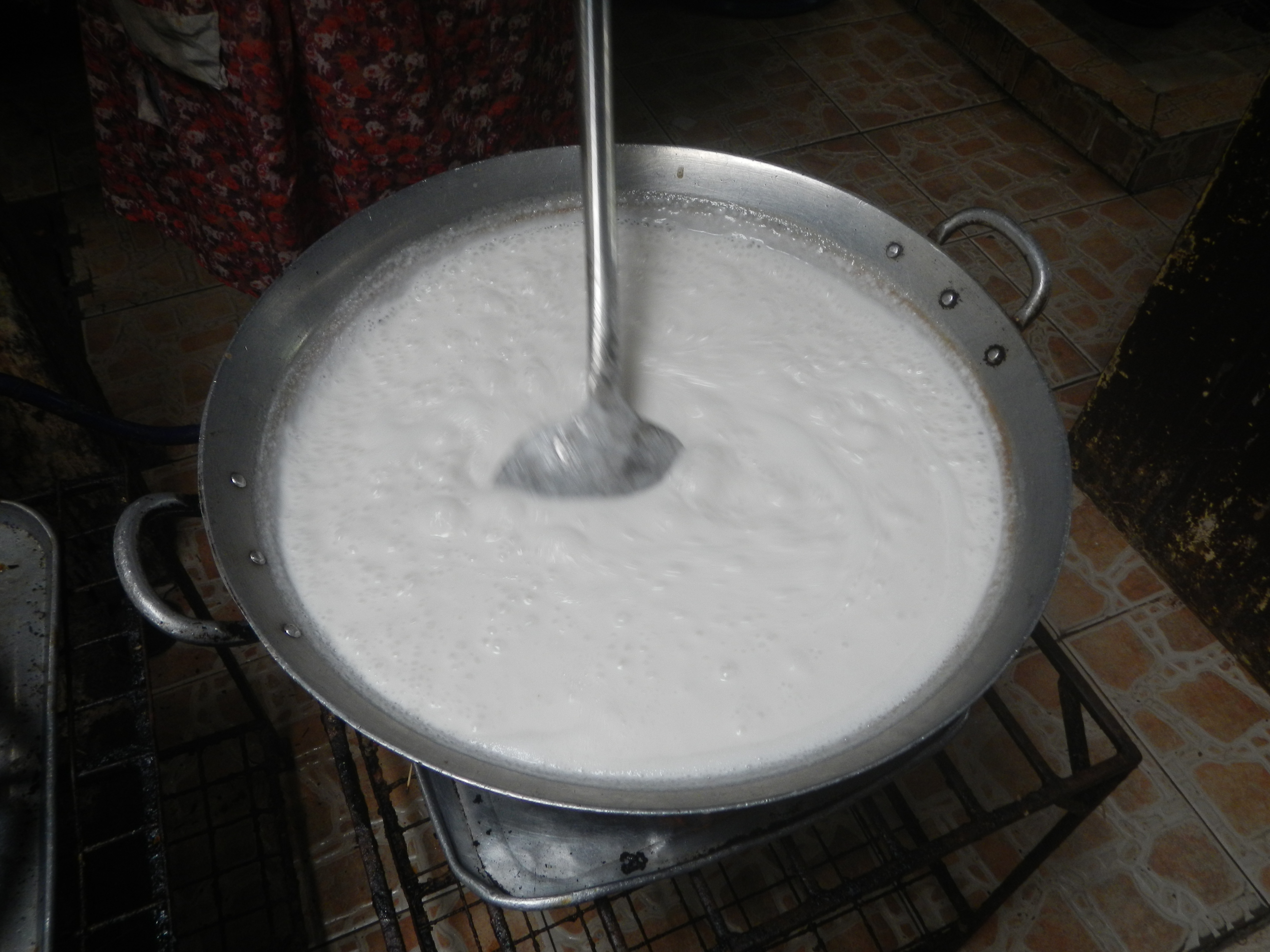 Overusing Coconut Milk (image credits: wikimedia)