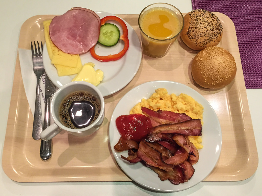 Sweden: Nordic Consistency in Morning Nutrition (Image Credits: Flickr)