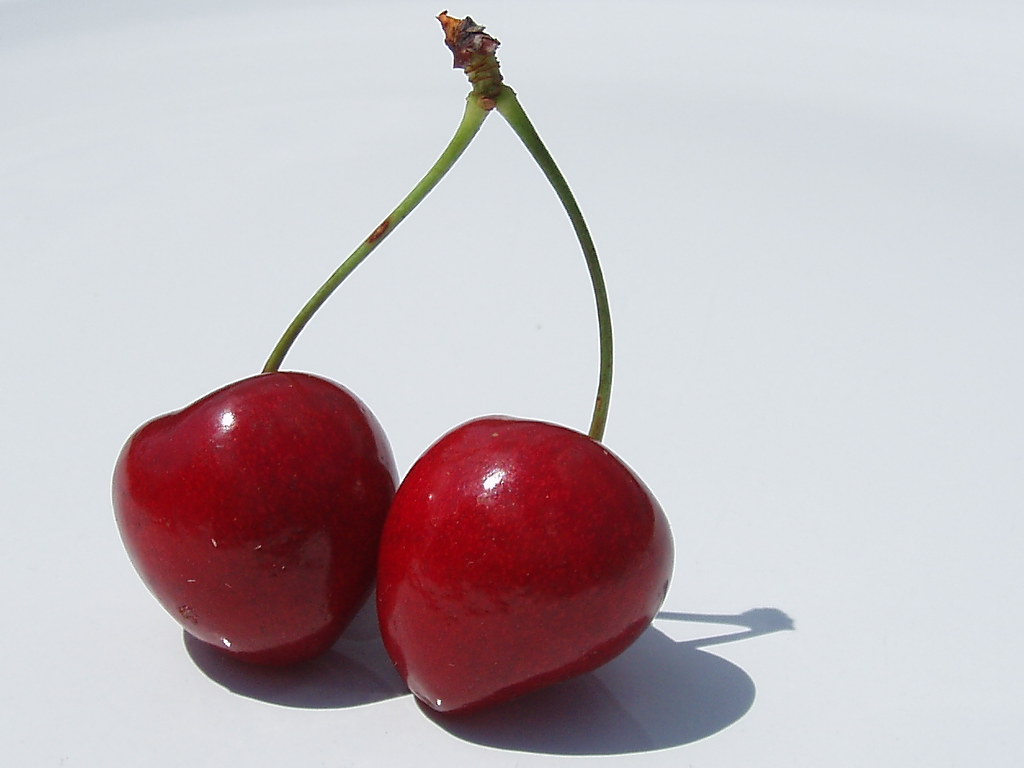Cherries: Small Fruits with Big Anti-Inflammatory Benefits (image credits: flickr)