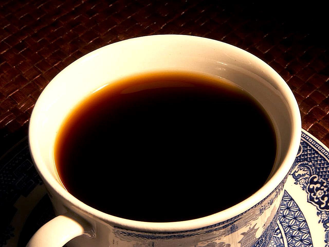 Coffee: Morning Rituals on the Edge (image credits: wikimedia)