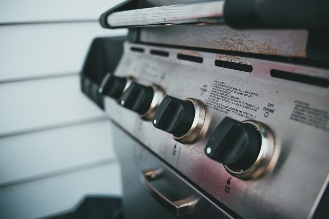 Oven Cleaners - Kitchen's Chemical Nightmare (image credits: unsplash)