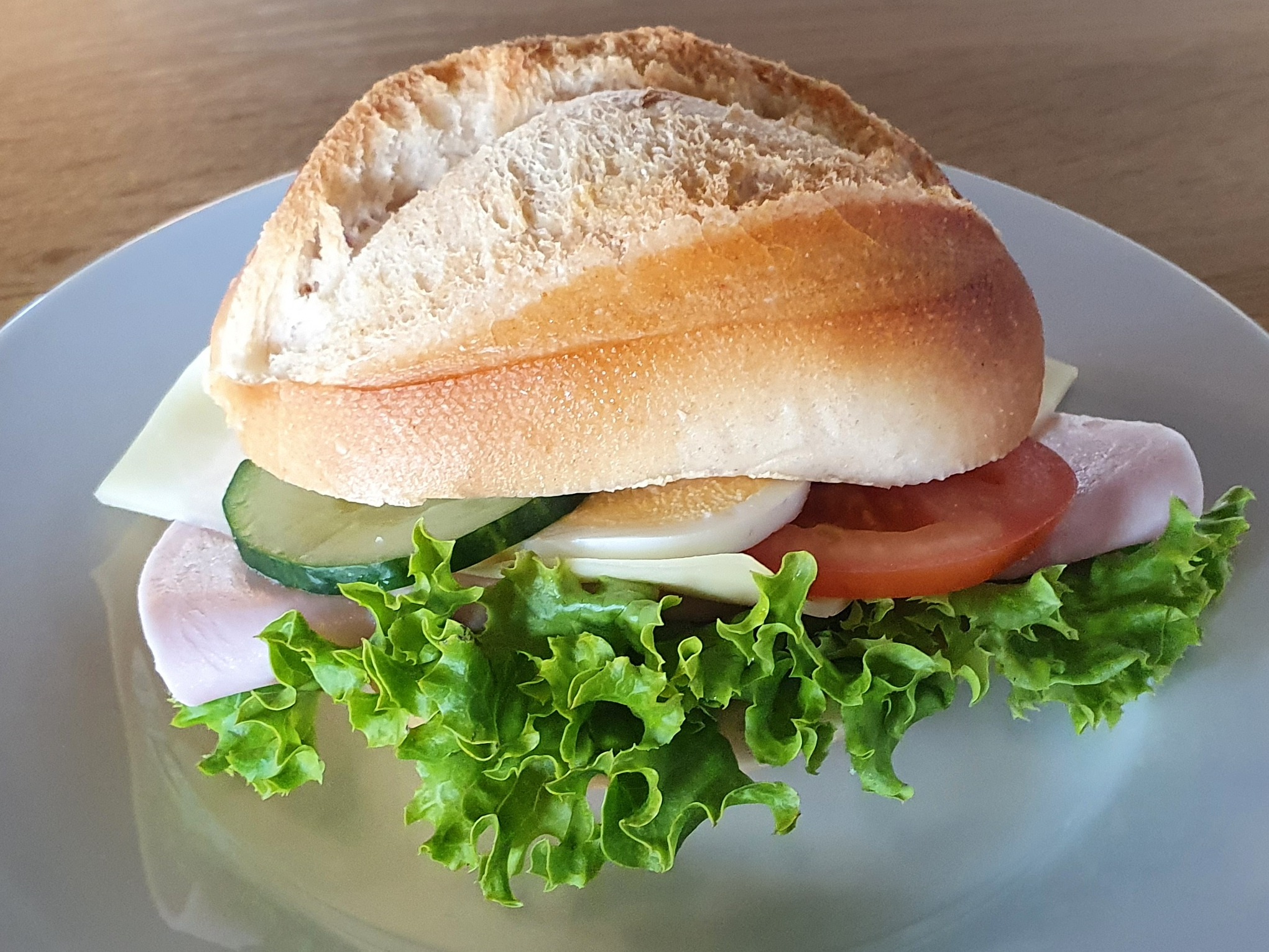 Veggie Delite Sandwich (Subway) (image credits: wikimedia)