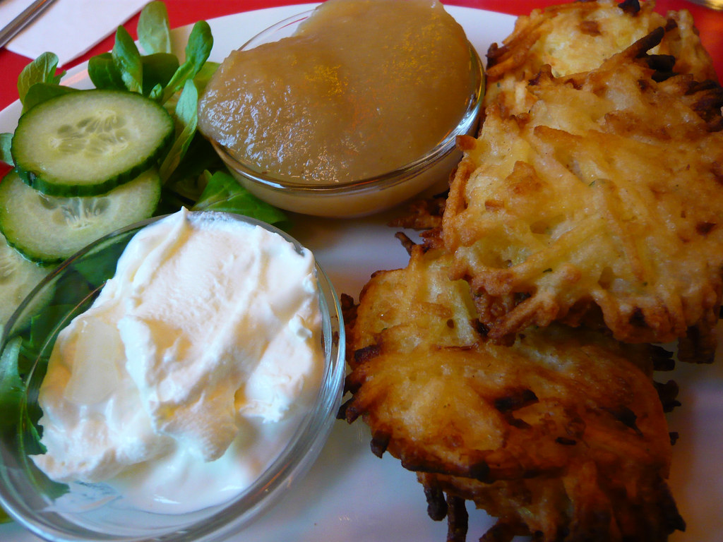 The Truth Behind Historical Food Legends (image credits: flickr)
