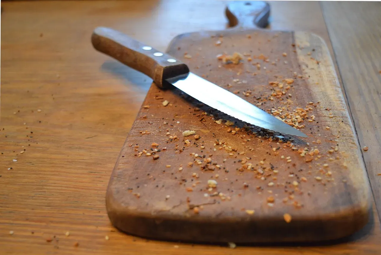 Precision Knife Skills That Actually Matter (Image Credits: Pixabay)