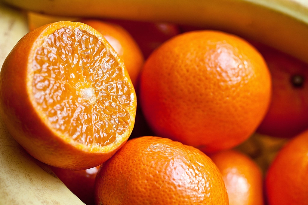 Oranges: Vitamin C for a Brighter Brain (image credits: rawpixel)