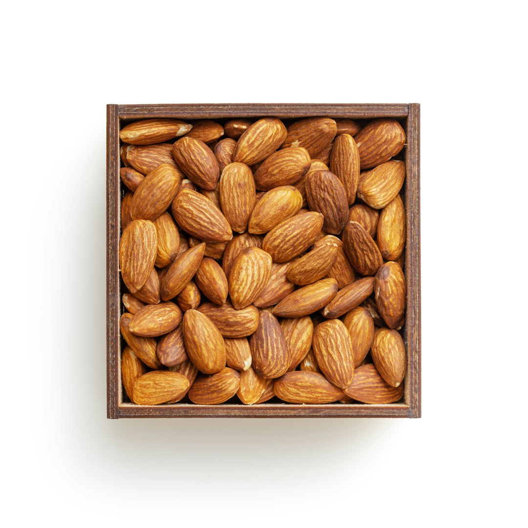 Almonds: Vitamin E Boost for Immunity (image credits: unsplash)