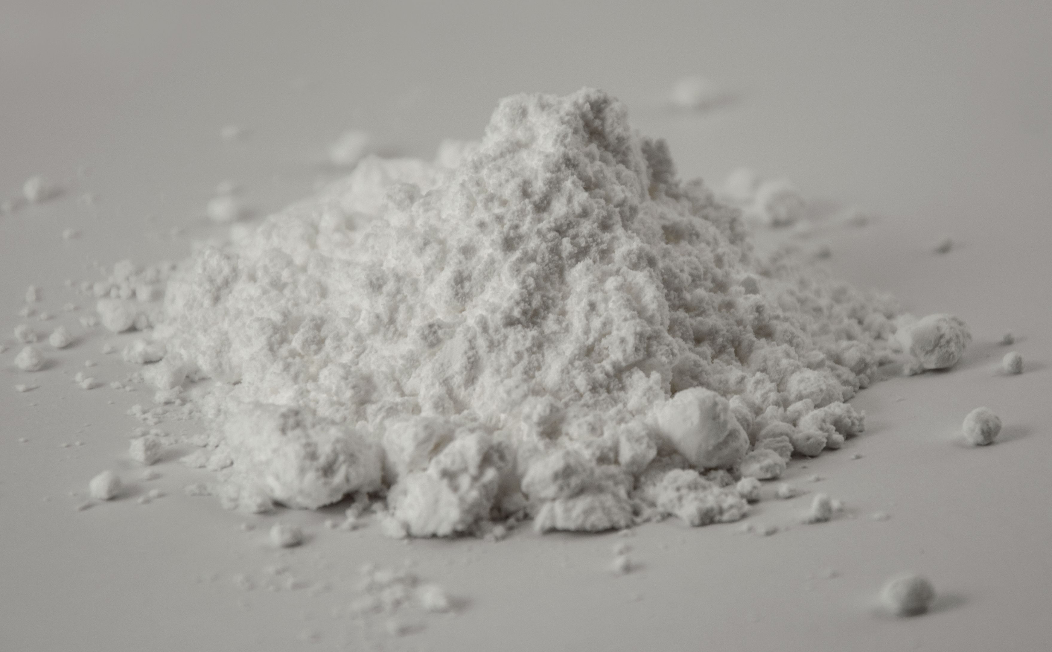 Powdered Sugar: Confectioners’ Woes (image credits: wikimedia)
